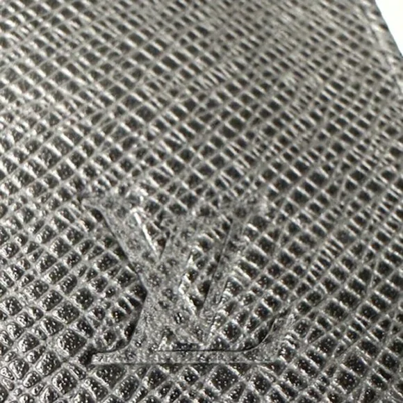 Louis Vuitton LV Black Taiga Leather Selenga Clutch Wristlet + COA - Picture 7 of 13